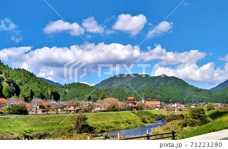 日本で最も美しい村、三百選の里、市町村魅力度ランキング最下位、岡山県新庄村風景 71223280