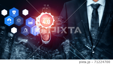 Engineering technology and industry 4.0 smart factory concept Engineering technology and industry 4.0 smart factory concept 71224700