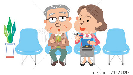 高齢者　フレイル健診　聞き取り　中年女性　イラスト 71229898