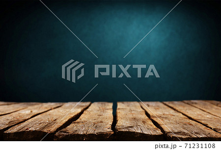 Empty wooden table 71231108