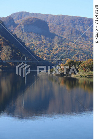 八ッ場ダム(丸岩と不動大橋) 八ッ場ダム(丸岩と不動大橋) 71248188