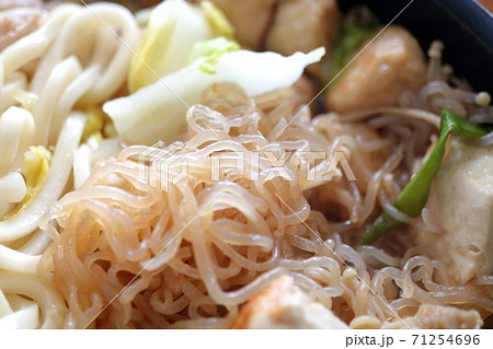 しらたき すき焼きうどん しらたき すき焼きうどん 71254696