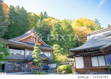 長野県 諏訪大社上社 本宮 参集殿 長野県 諏訪大社上社 本宮 参集殿 71254764