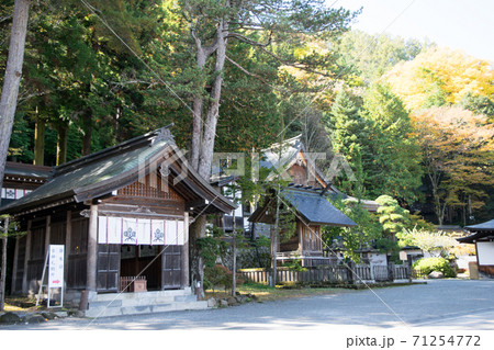 長野県 諏訪大社上社 本宮 祈祷殿・高島神社 長野県 諏訪大社上社 本宮 祈祷殿・高島神社 71254772