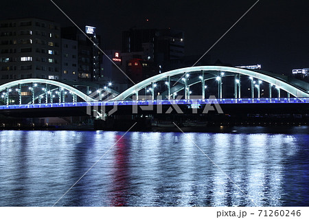 水辺のにぎわい創出する隅田川橋梁のライトアップ 『厩橋』 71260246