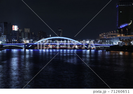 水辺のにぎわい創出する隅田川橋梁のライトアップ 『駒形橋』 71260651