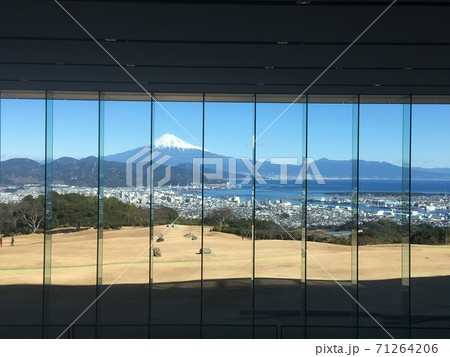 日本平ホテルからの富士山 71264206
