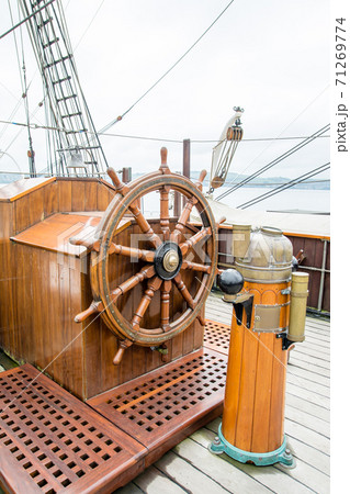 スコットランド郊外の町ダンディーに保管された帆船のディスカバリー号