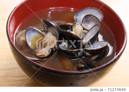 シジミの味噌汁 71273640