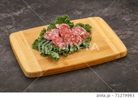 Iberian pork Fuet sausage slices 71279963