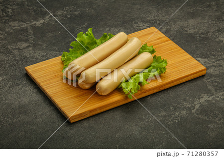 Chicken white sausage with salad 71280357