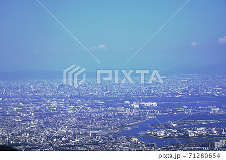 兵庫 六甲山 大阪の市街地(六甲山頂から、夏) 兵庫 六甲山 大阪の市街地(六甲山頂から、夏) 71280654