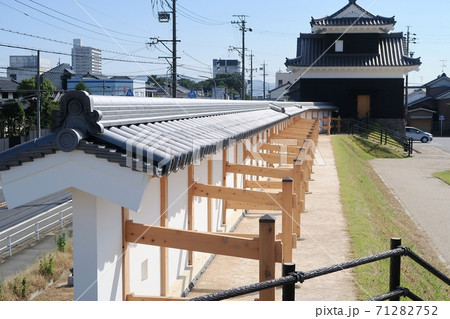 西尾城屏風折れの土塀 西尾城屏風折れの土塀 71282752