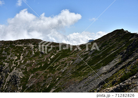 仙丈ケ岳から見る景色 71282826