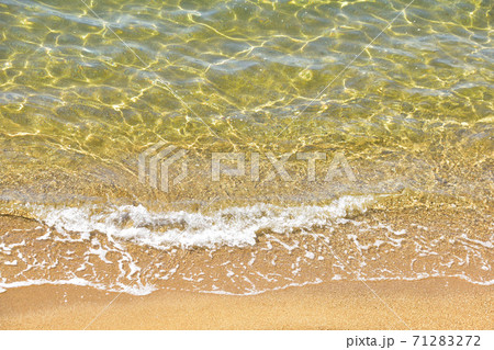 波打ち際 71283272