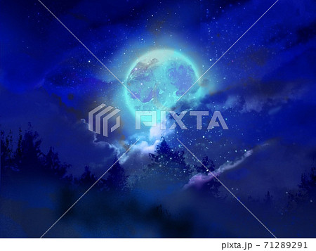 輝く青い満月と幻想的な月光と深い森のシルエットのイラスト素材