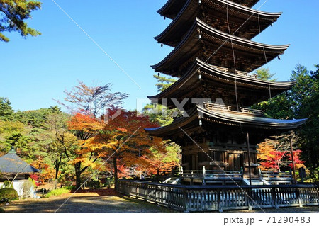 秋の福泉寺は紅葉が素晴らしい 秋の福泉寺は紅葉が素晴らしい 71290483