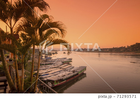LAO HUAY XAY MEKONG RIVER LAO HUAY XAY MEKONG RIVER 71293571