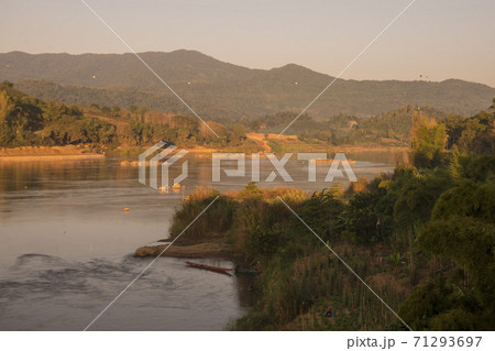 LAO HUAY XAY MEKONG RIVER VIEW 71293697