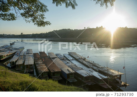 LAO HUAY XAY MEKONG RIVER 71293730