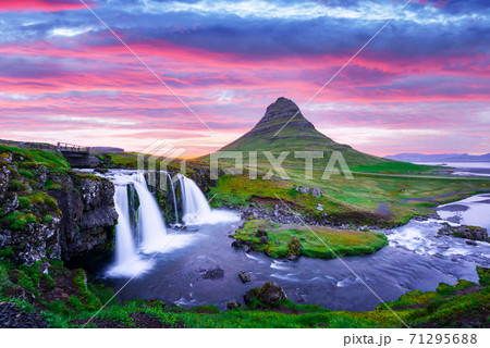 Colorful sunrise on Kirkjufellsfoss waterfall 71295688