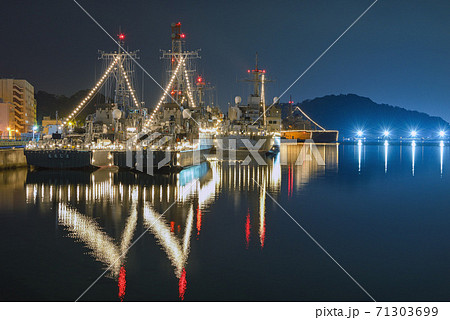 海自艦艇の電灯艦飾【横須賀市船越地区】神奈川県 71303699