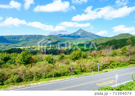 大山（鳥取県）：鬼女台展望休憩所より 71304074