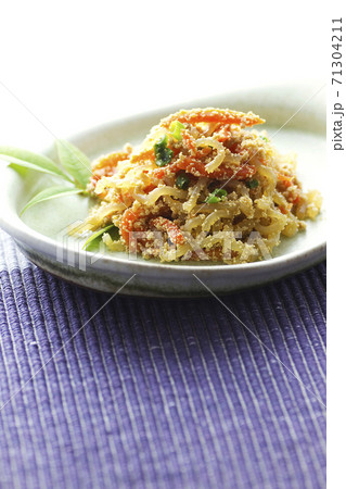 タラコと糸こんにゃくの炒め煮20 タラコと糸こんにゃくの炒め煮20 71304211