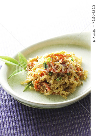 タラコと糸こんにゃくの炒め煮23 71304215