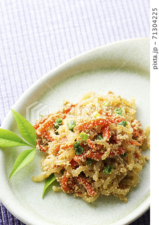 タラコと糸こんにゃくの炒め煮27 71304225