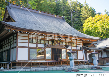 長野県　法華寺 (ほっけじ)　本堂　諏訪大社上社本宮側 71304442