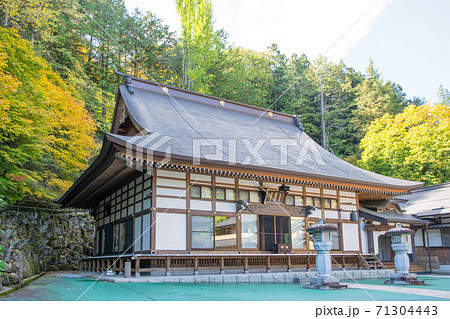 長野県　法華寺 (ほっけじ)　本堂　諏訪大社上社本宮側 71304443