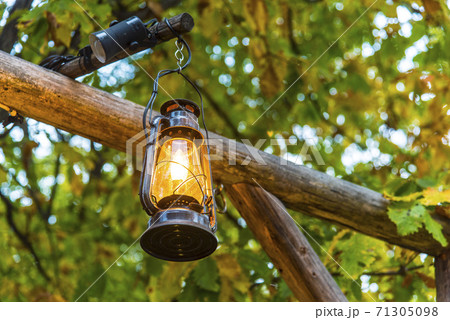 ランタンの灯 71305098