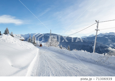 Winter Road in a Village 71306939