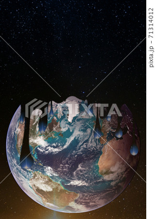 Night is dripping on the Earth. Day to night change.  71314012