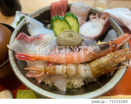 海鮮丼(甘エビ、猛者エビ) 海鮮丼(甘エビ、猛者エビ) 71314284