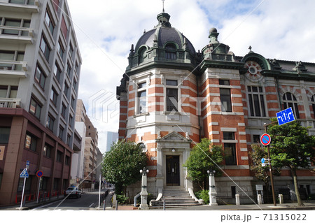 横浜市開港記念会館の建物の景色 71315022