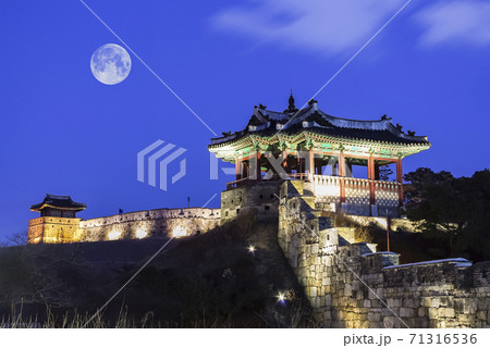 城壁 城 水原市 71316536