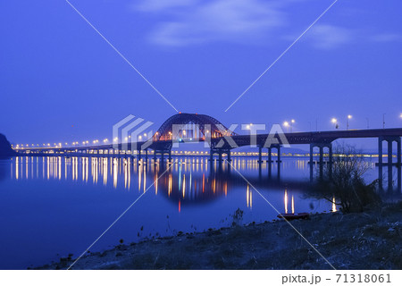 夜景 川 漢江 71318061