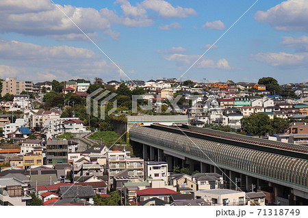 横浜新道保土ケ谷トンネル（神奈川県横浜市保土ケ谷区） 71318749