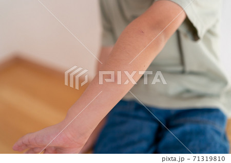 6 years old 71319810