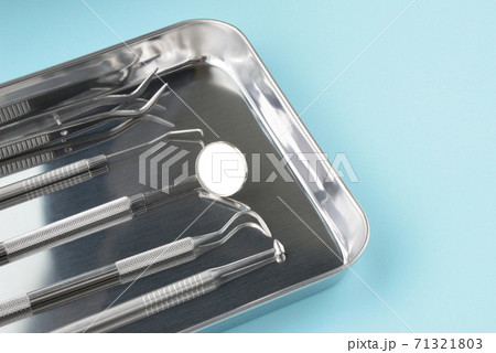 歯科医師の道具 71321803