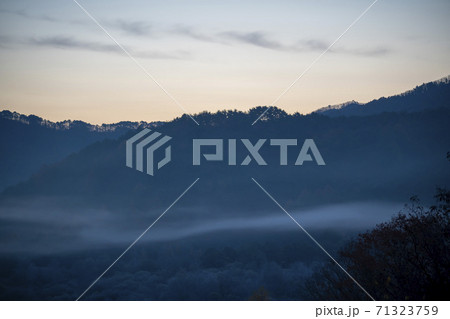 麟蹄郡 風景 夜明け 71323759