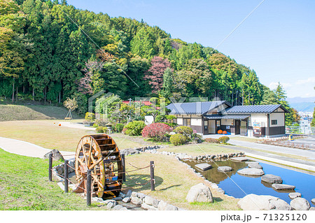 長野県　諏訪大社上社　前宮水眼広場 71325120