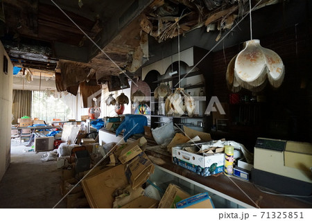 廃墟 ドライブイン軽井沢 長野県北佐久郡軽井沢町 廃墟 ドライブイン軽井沢 長野県北佐久郡軽井沢町 71325851