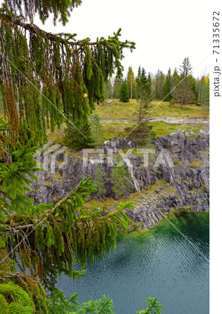 Marble canyon in Mining park Ruskeala at autumn Marble canyon in Mining park Ruskeala at autumn 71335672