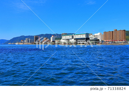【広島県】向島から見た尾道の町並み 【広島県】向島から見た尾道の町並み 71338824