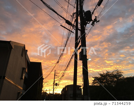 街の夕焼け① 71344259