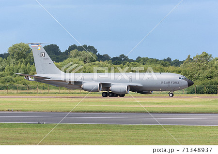 アメリカ空軍KC-135Rストラトタンカータキシング 71348937