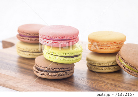 積み重ねたマカロン 撮影協力 ミルティーココ の写真素材